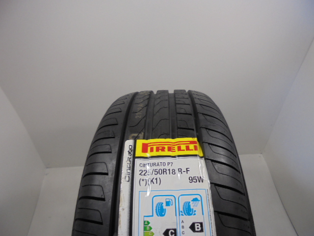 Pirelli Cinturato P7 RSC pneumatiky