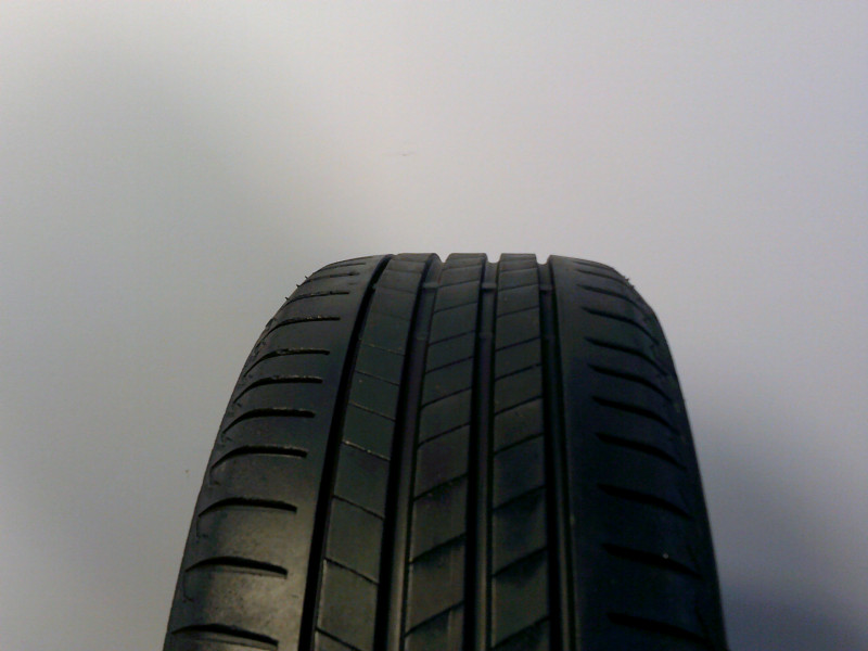 Bridgestone T005 pneumatiky