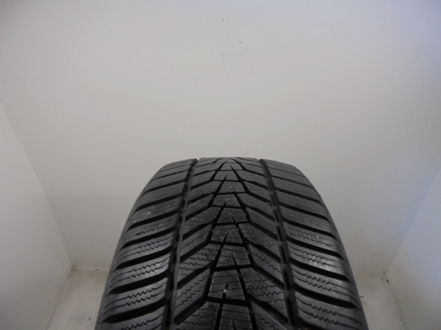 Hankook W330A pneumatiky