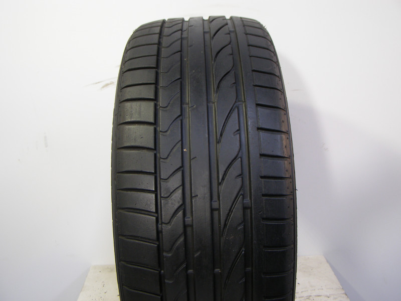 Bridgestone RE050A pneumatiky