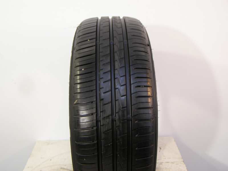 Falken ZE310 pneumatiky