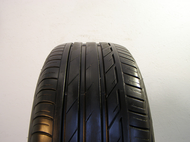 Bridgestone T001 RFT pneumatiky