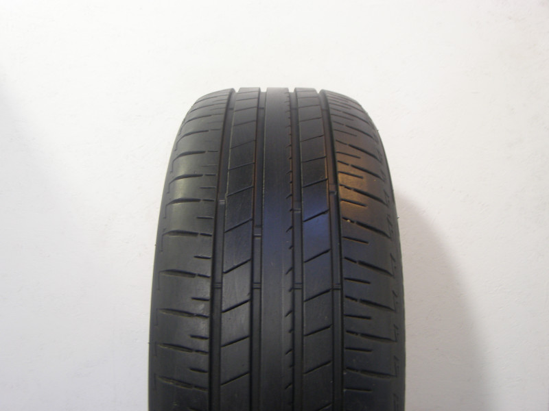 Bridgestone T005A pneumatiky