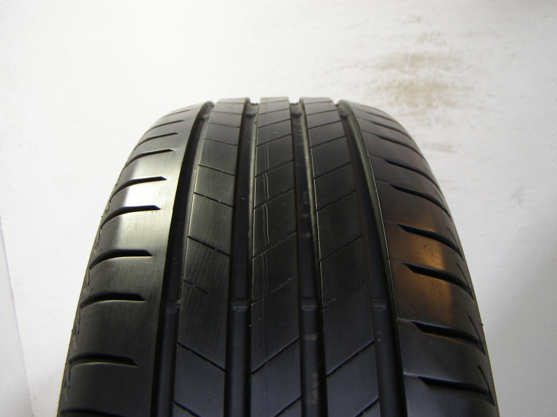 Bridgestone T005 pneumatiky