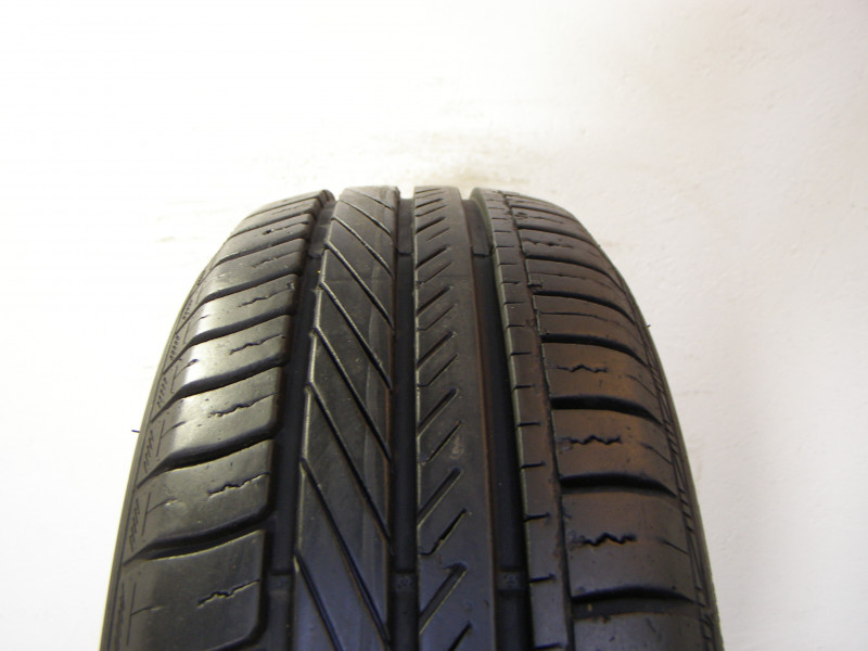 Goodyear Duragrip pneumatiky