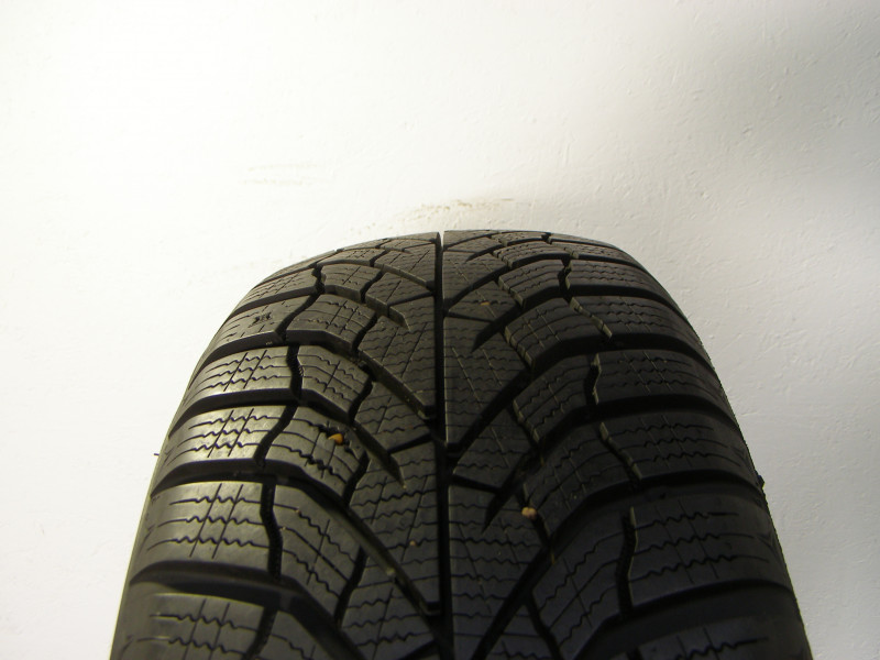 Kumho WP52 pneumatiky