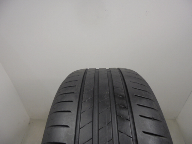 Bridgestone T005 pneumatiky