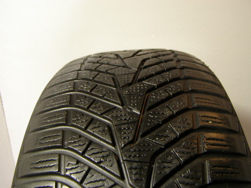 Yokohama V905 pneumatiky