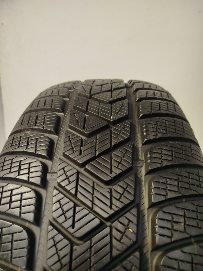 Pirelli Scorpion Winter pneumatiky