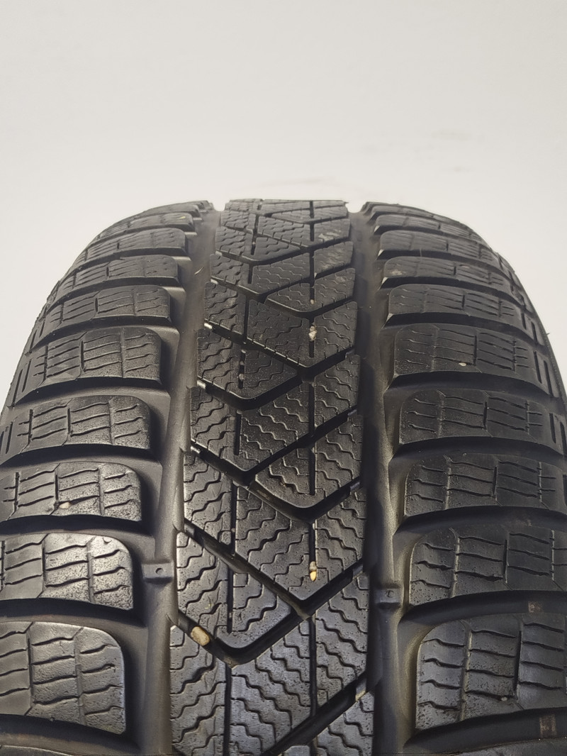 Pirelli Sottozero 3 pneumatiky
