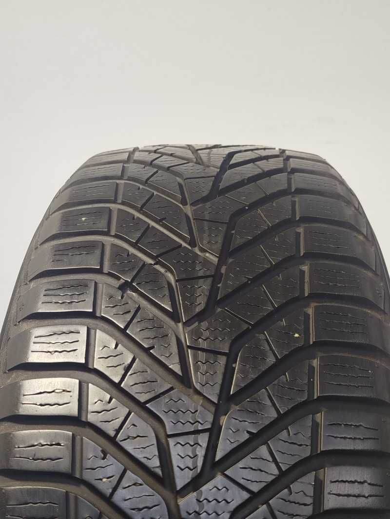Yokohama V905 pneumatiky