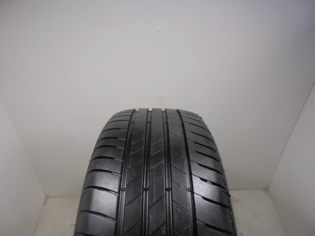 Bridgestone T005 pneumatiky