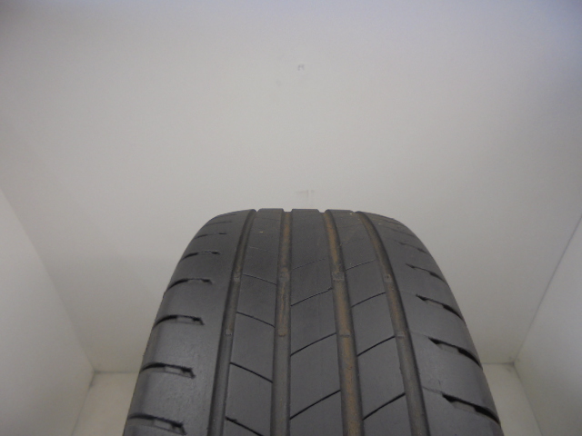 Bridgestone T005 pneumatiky
