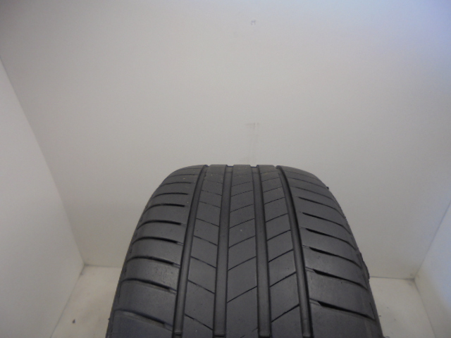 Bridgestone T005 pneumatiky