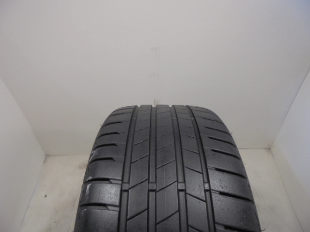 Bridgestone T005 pneumatiky