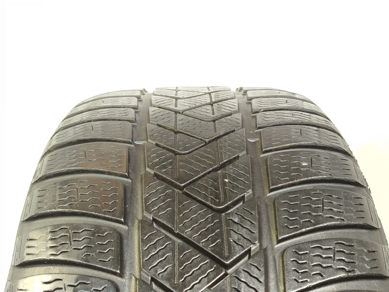 Pirelli Sottozero 3 pneumatiky