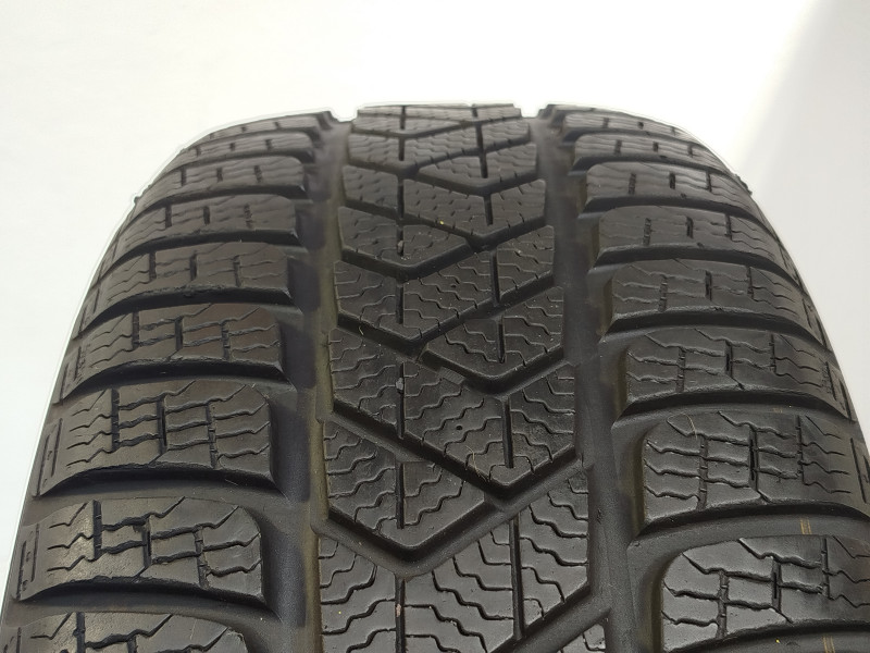 Pirelli Sottozero 3 pneumatiky