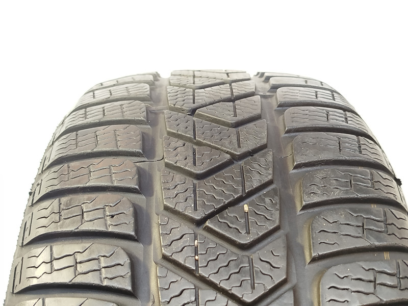 Pirelli Sottozero 3 pneumatiky