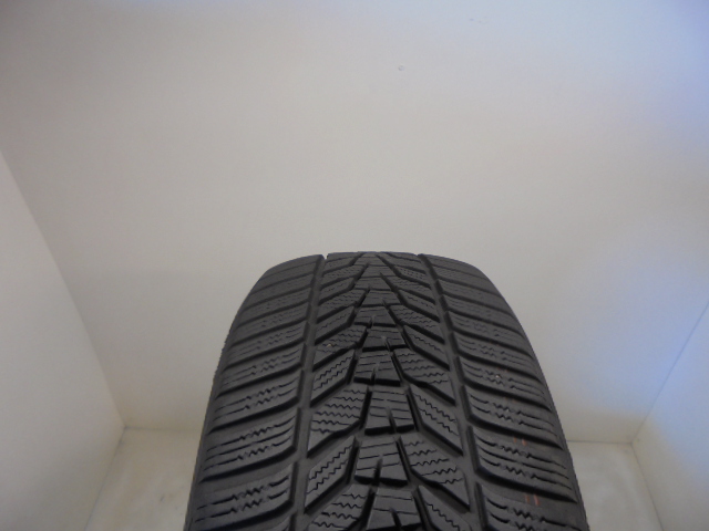 Hankook W330A pneumatiky