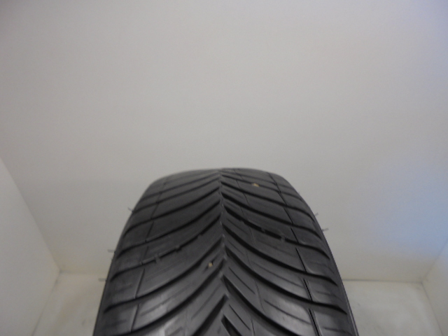 Kleber Quadraxer 3 pneumatiky
