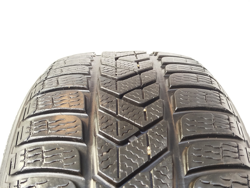 Pirelli Sottozero 3 pneumatiky