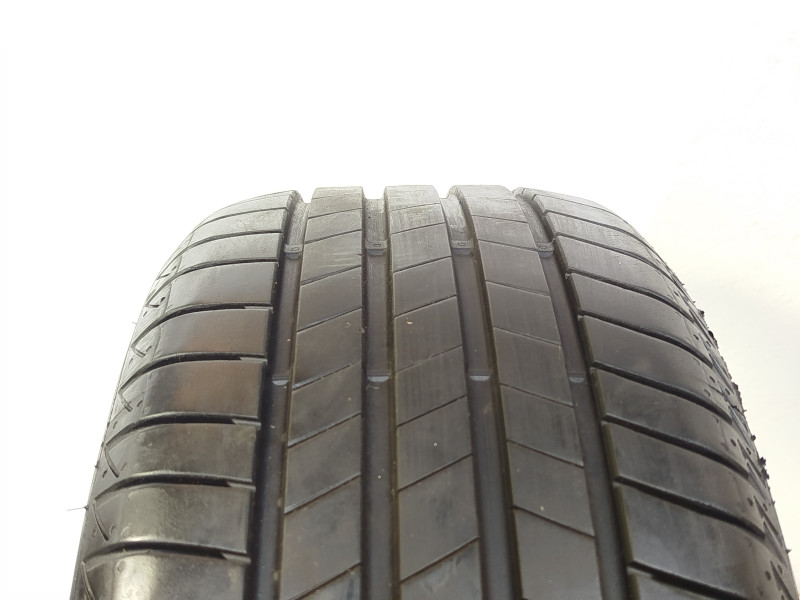 Bridgestone T005 pneumatiky