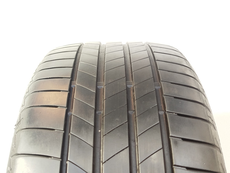 Bridgestone T005 pneumatiky