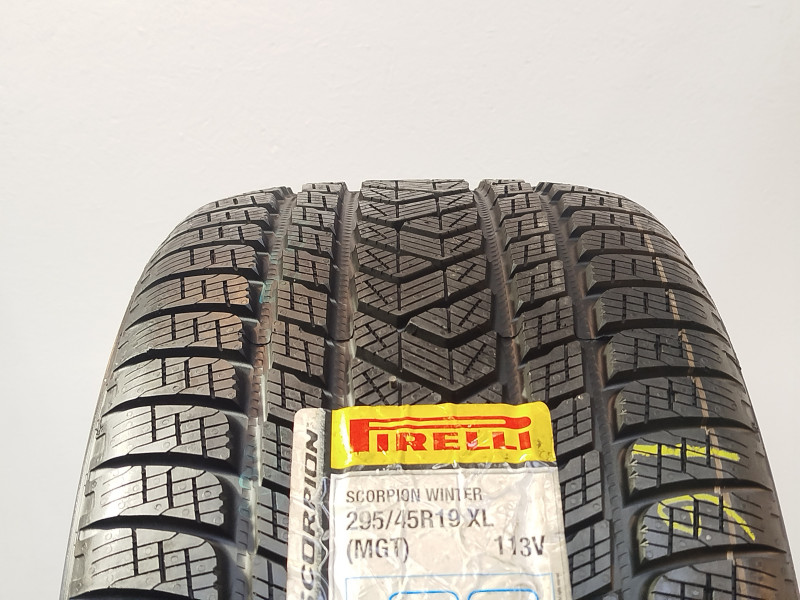 Pirelli Scorpion Winter pneumatiky