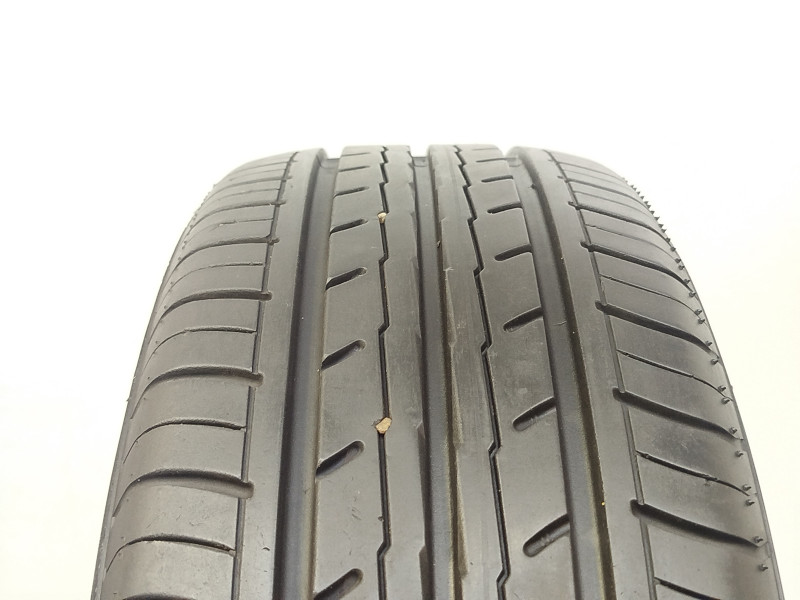 Yokohama ES32 pneumatiky