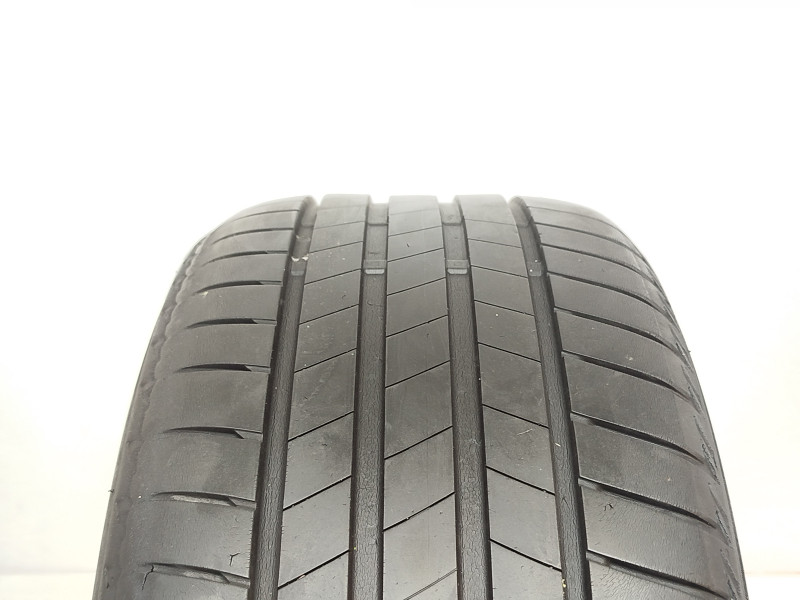 Bridgestone T005 pneumatiky
