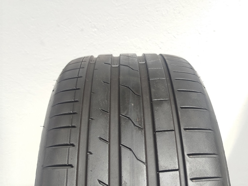 Hankook K127 Ventus S1 Evo 3 pneumatiky