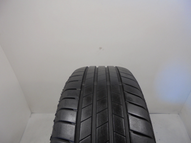 Bridgestone T005 pneumatiky