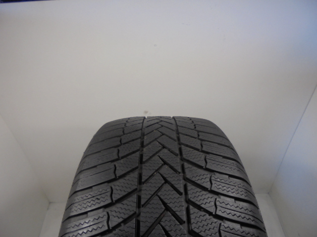 Bridgestone LM005 pneumatiky