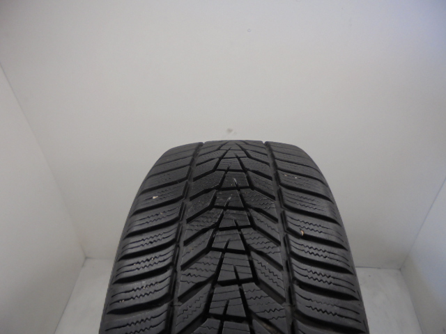 Hankook W330A Winter Icept Evo3 pneumatiky